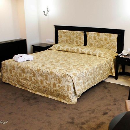 Grand Mir Hotel Tachkent Extérieur photo