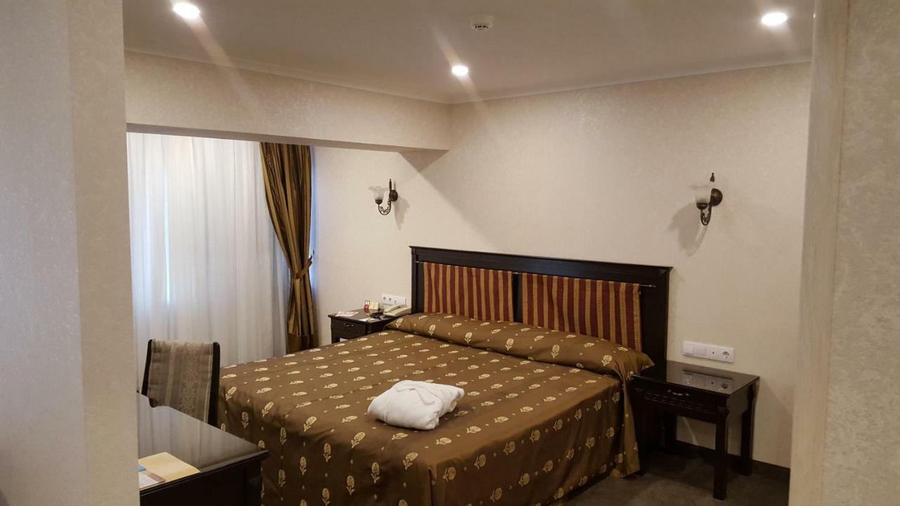 Grand Mir Hotel Tachkent Extérieur photo