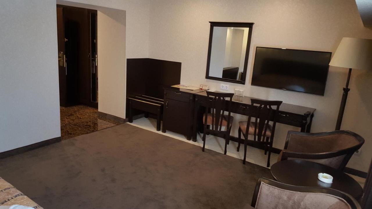 Grand Mir Hotel Tachkent Extérieur photo