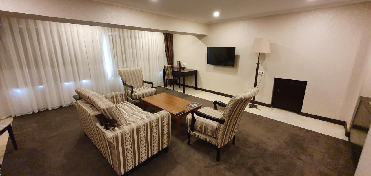 Grand Mir Hotel Tachkent Extérieur photo